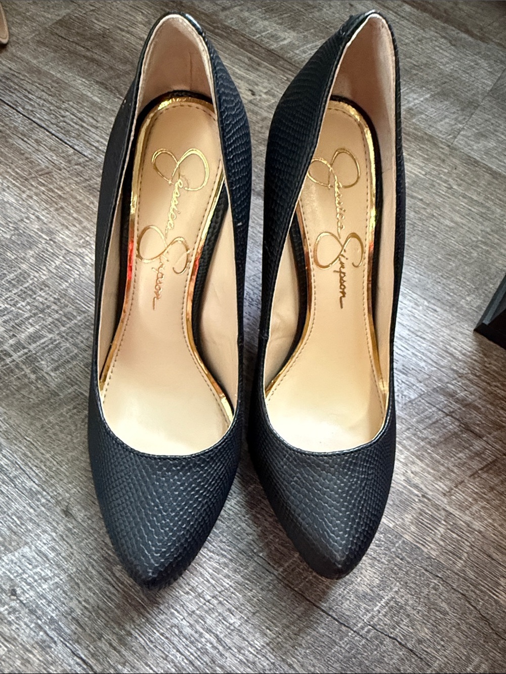 Jessica Simpson Black Textured Pointed-Toe Heels with Gold Trim